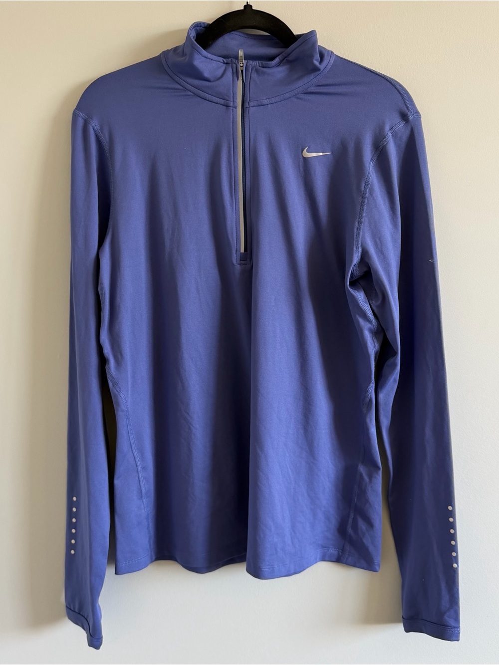 Nike women’s running miler size large
